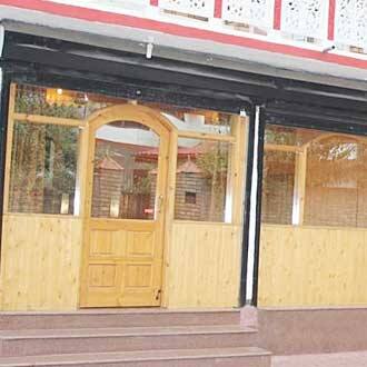 Upahar Hotels - Snow Kashmir, Srinagar 5
